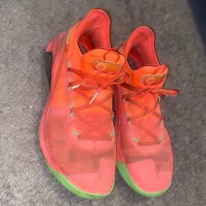 Curry 6 Roaracle Arena